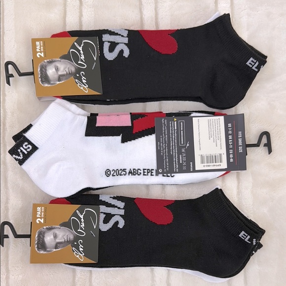 Elvis Presley Casual Low-Cut Ankle Socks Black White One Size - Picture 1 of 4